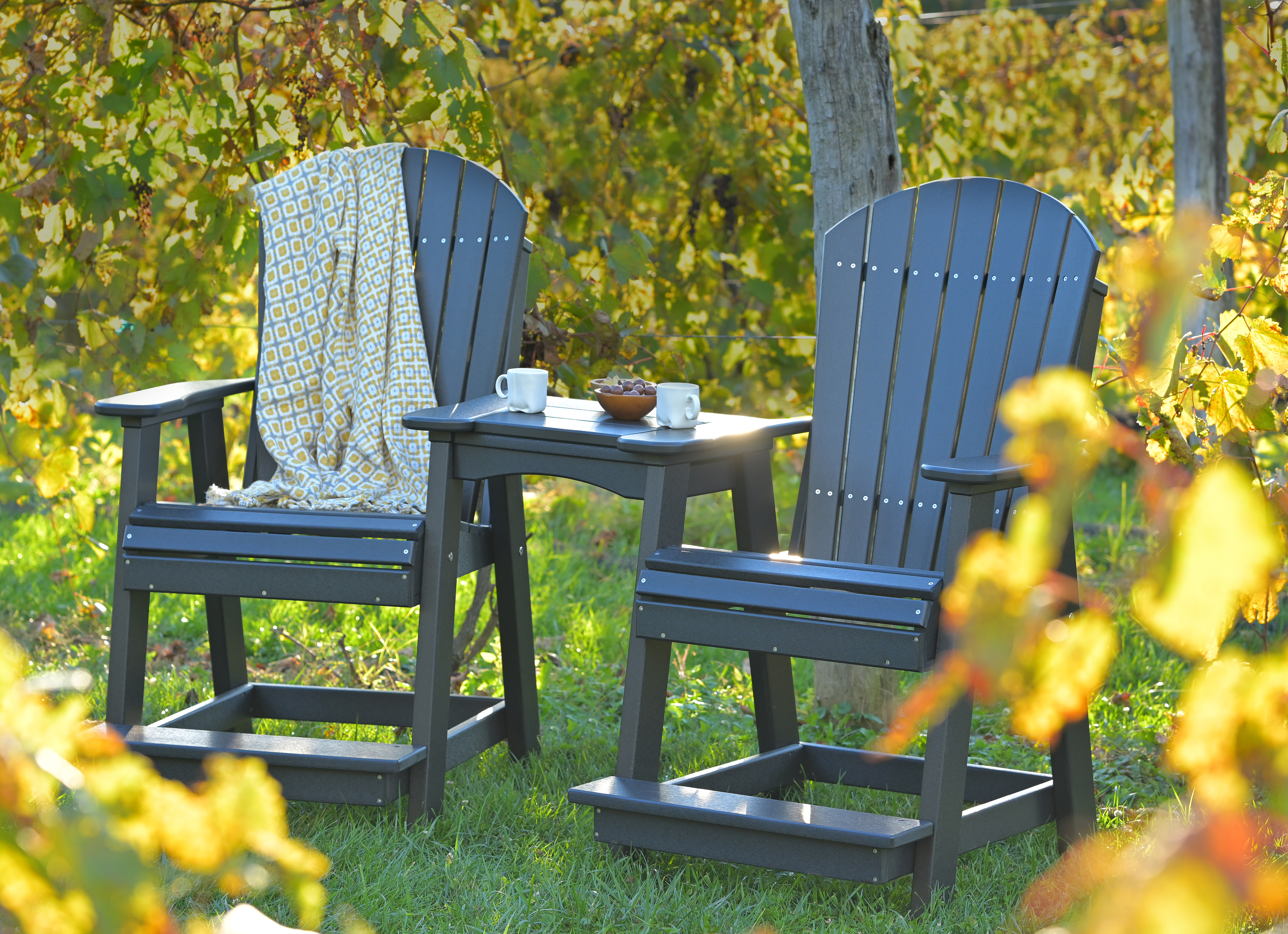 Balcony Tete-a-Tete End Table