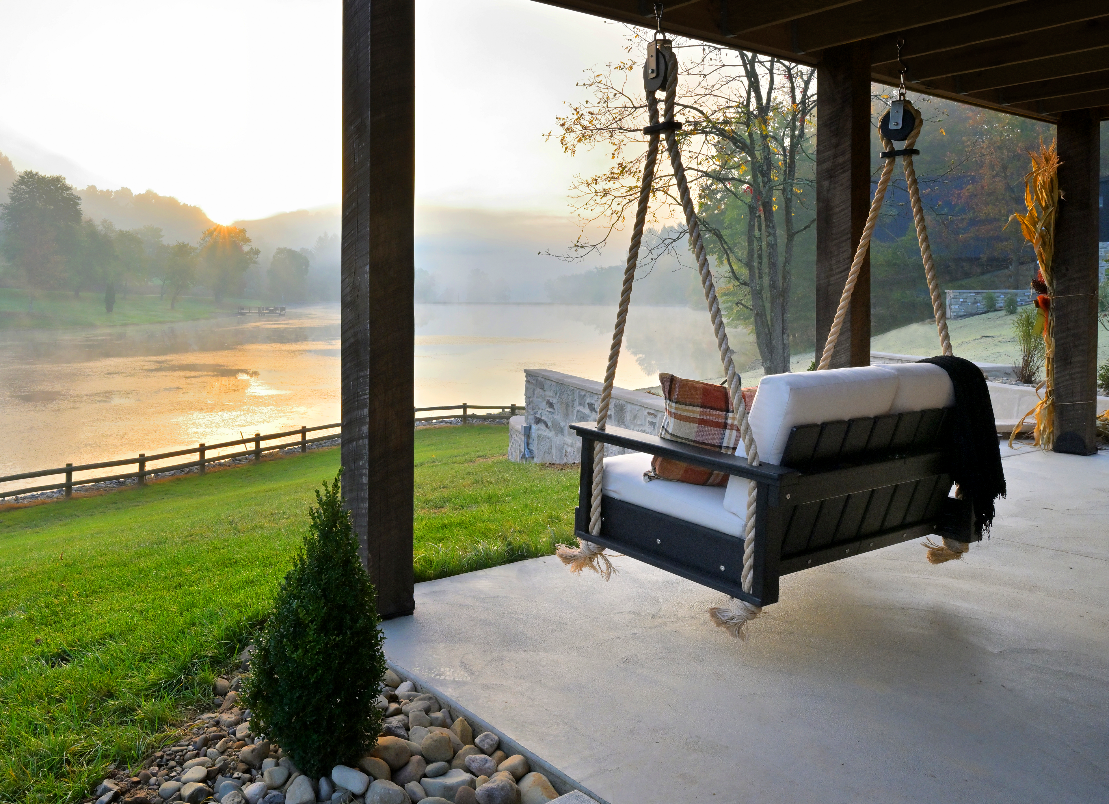 Lanai Deep Seating Loveseat Swing