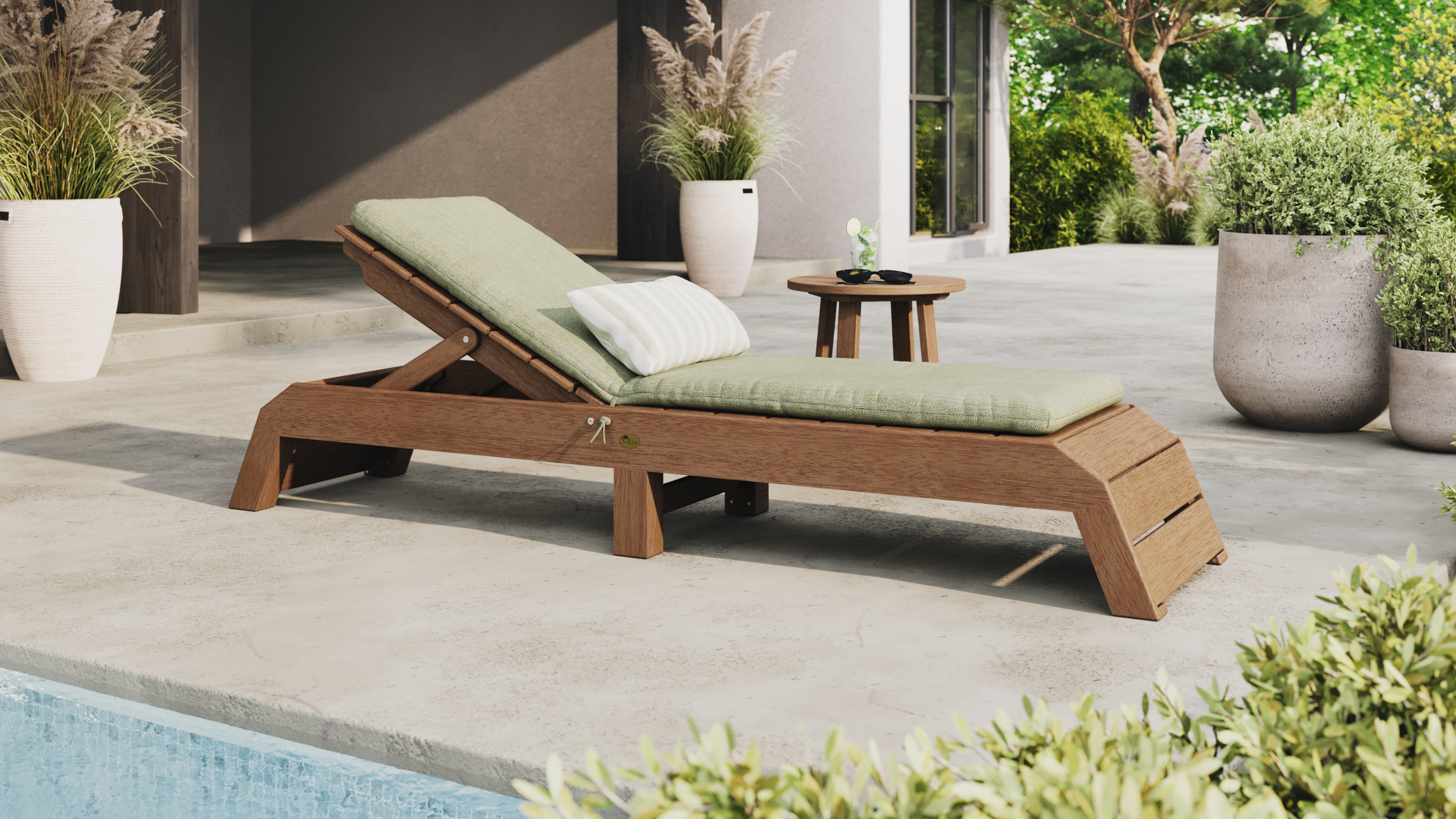 Urban Chaise Lounge Chair